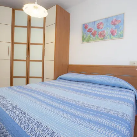 Apartment Aiali