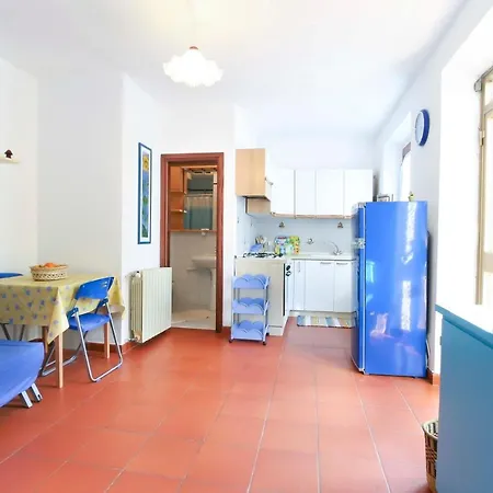 Apartment Aiali *